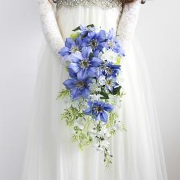 【予約販売】クレマチスの流れるキャスケードブーケ