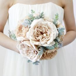 シナモンベージュからベージュへのアンティークグラデーションブーケ