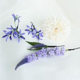 大輪ホワイトガーベラとブルーパープルのヘッドドレス(髪飾り)5輪