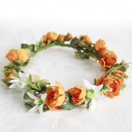 オレンジバラとリリーフラワーの花冠